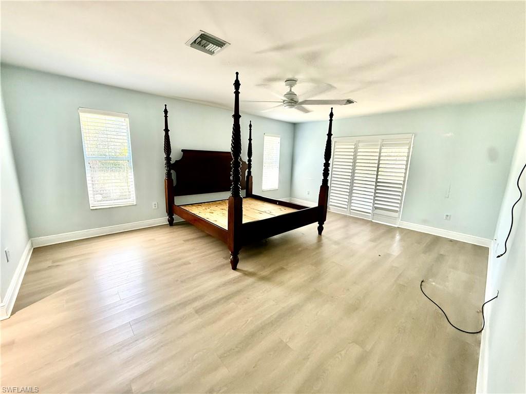 711 Sawyer St Property Photo 19