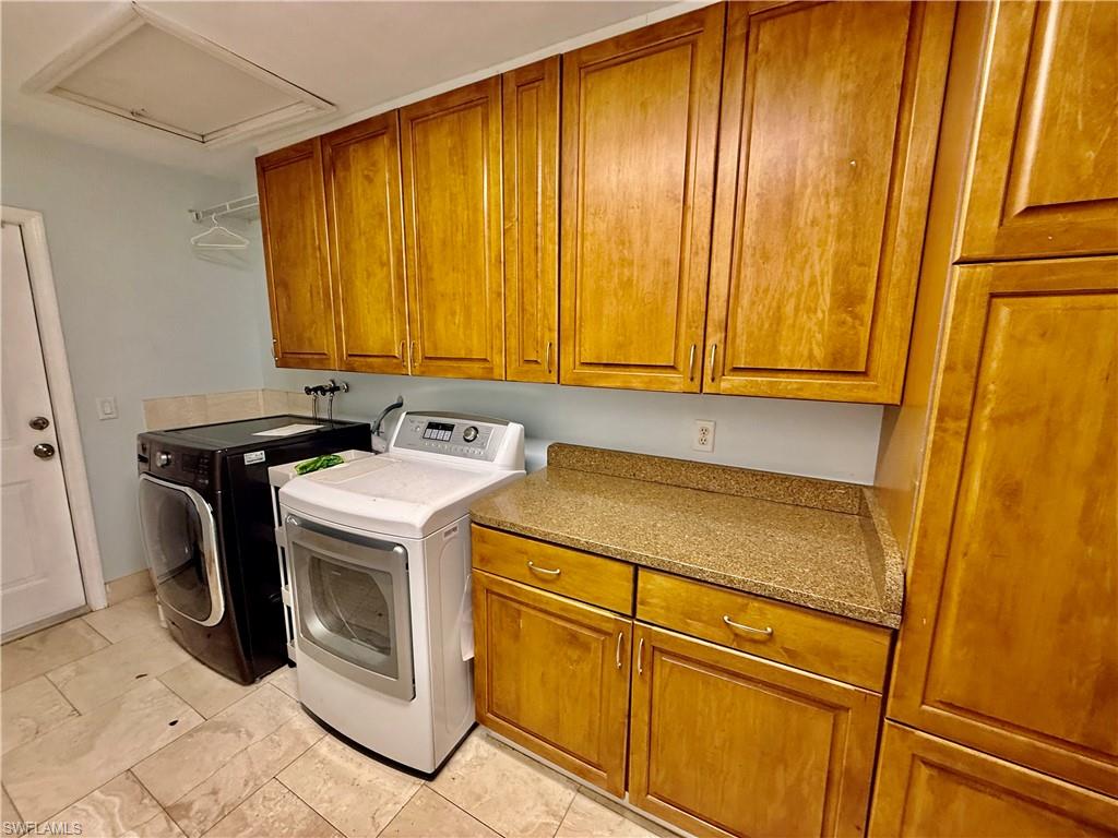 711 Sawyer St Property Photo 31