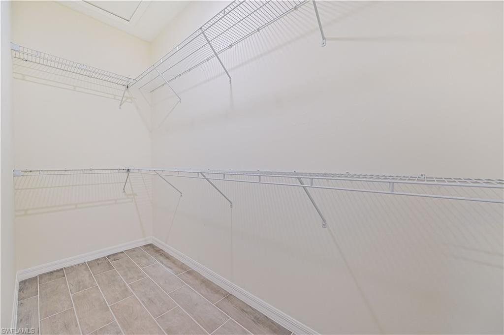 2832 Nw 21st Pl Property Photo 17
