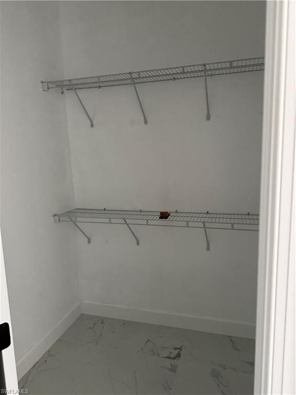 2505 Sw 17th Pl Property Photo 9