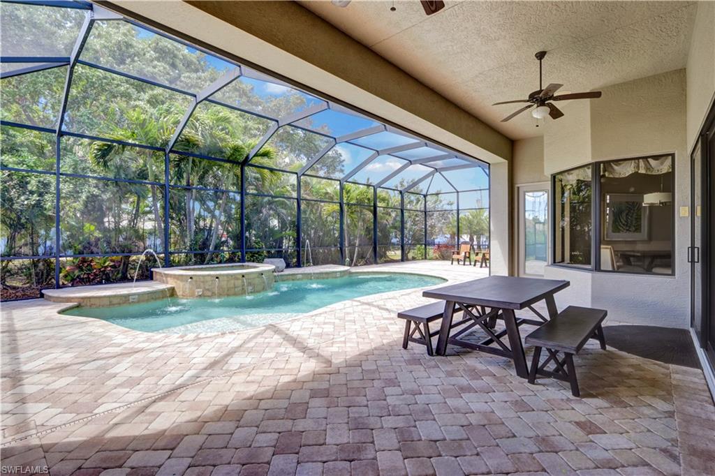 1406 Cape Coral Pkwy W Property Photo 3