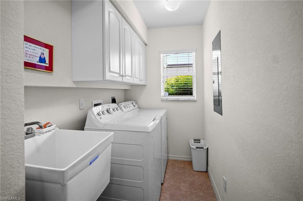 3841 Sw 17th Pl Property Photo 28
