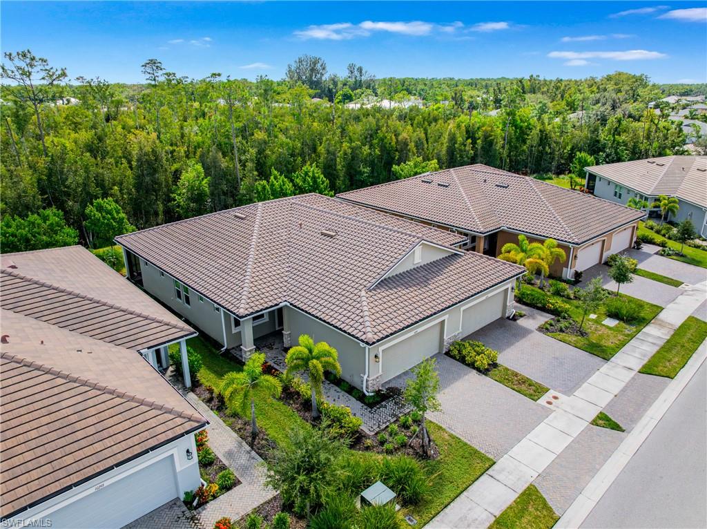 10295 Bonavie Cove Dr Property Photo 3