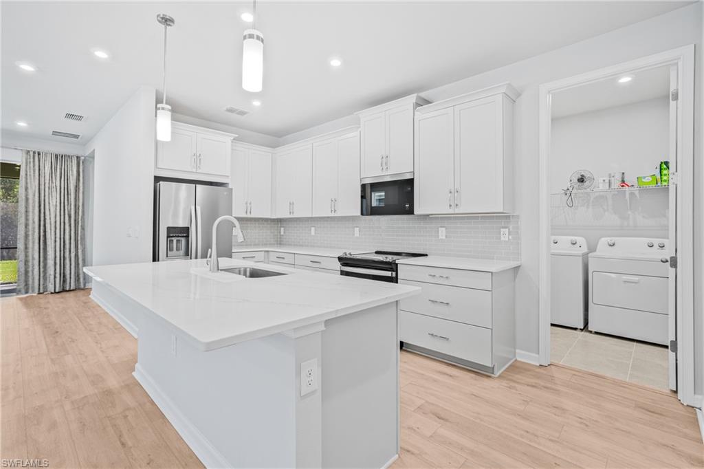 10295 Bonavie Cove Dr Property Photo 7