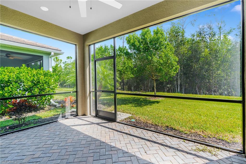 10295 Bonavie Cove Dr Property Photo 18
