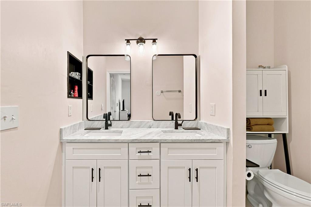 8423 Bernwood Cove Loop 410 Property Photo 10
