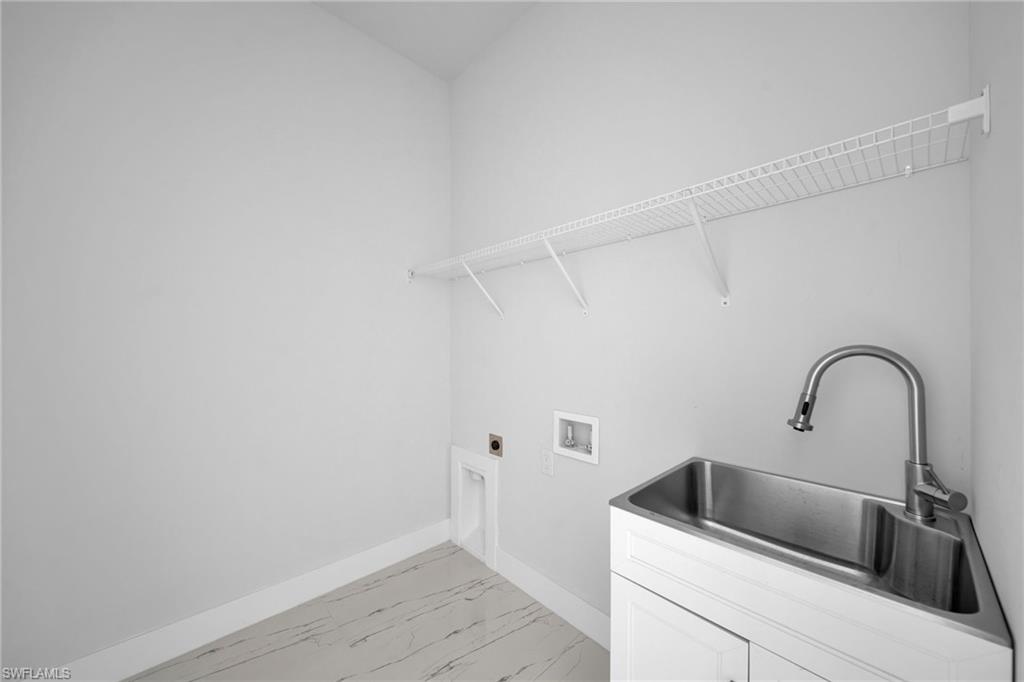 743 Chestnut St E Property Photo 29