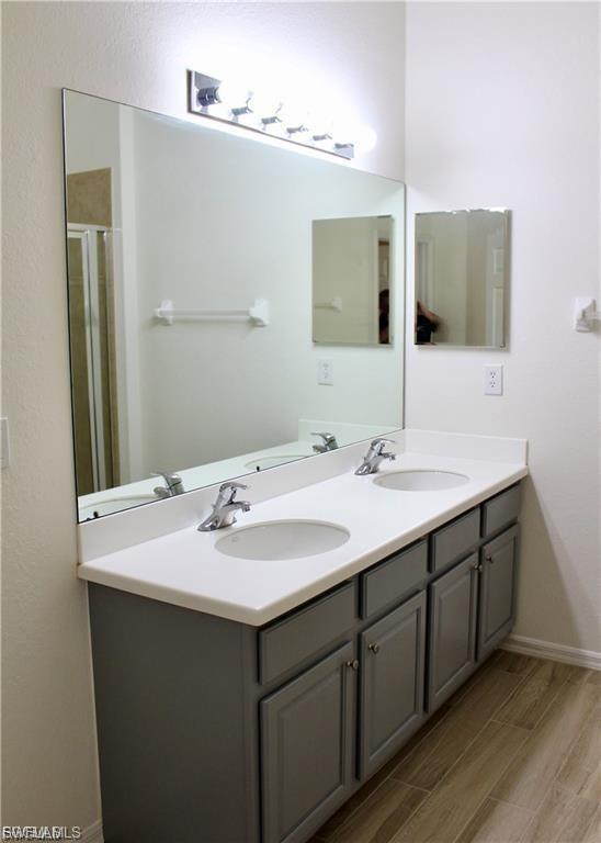 9729 Pineapple Preserve Ct Property Photo 6