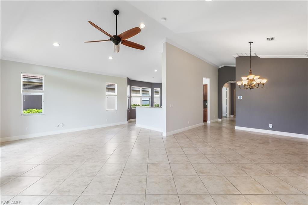 15376 Yellow Wood Dr Property Photo 12