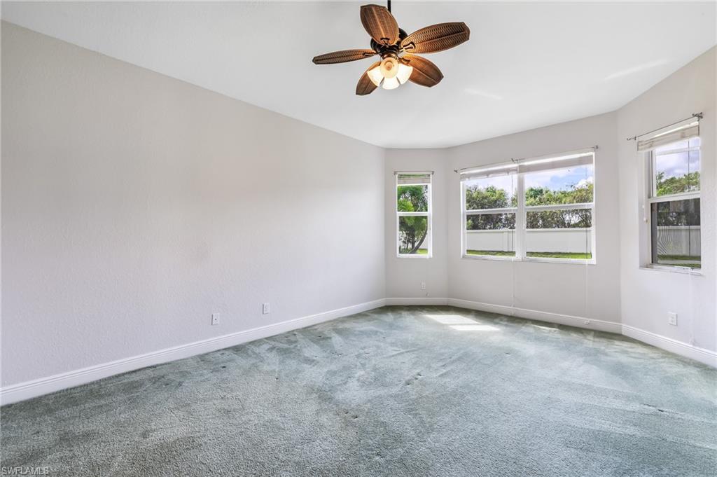 15376 Yellow Wood Dr Property Photo 14