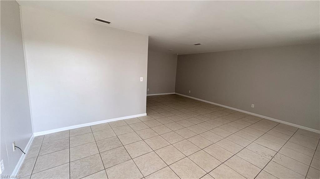 712 Karlov St Property Photo 2