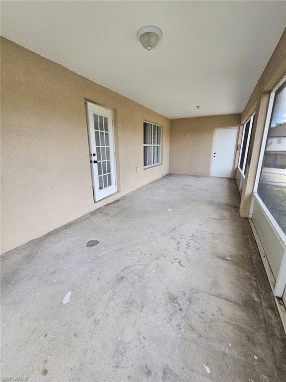 2412 King Ave N Property Photo 25