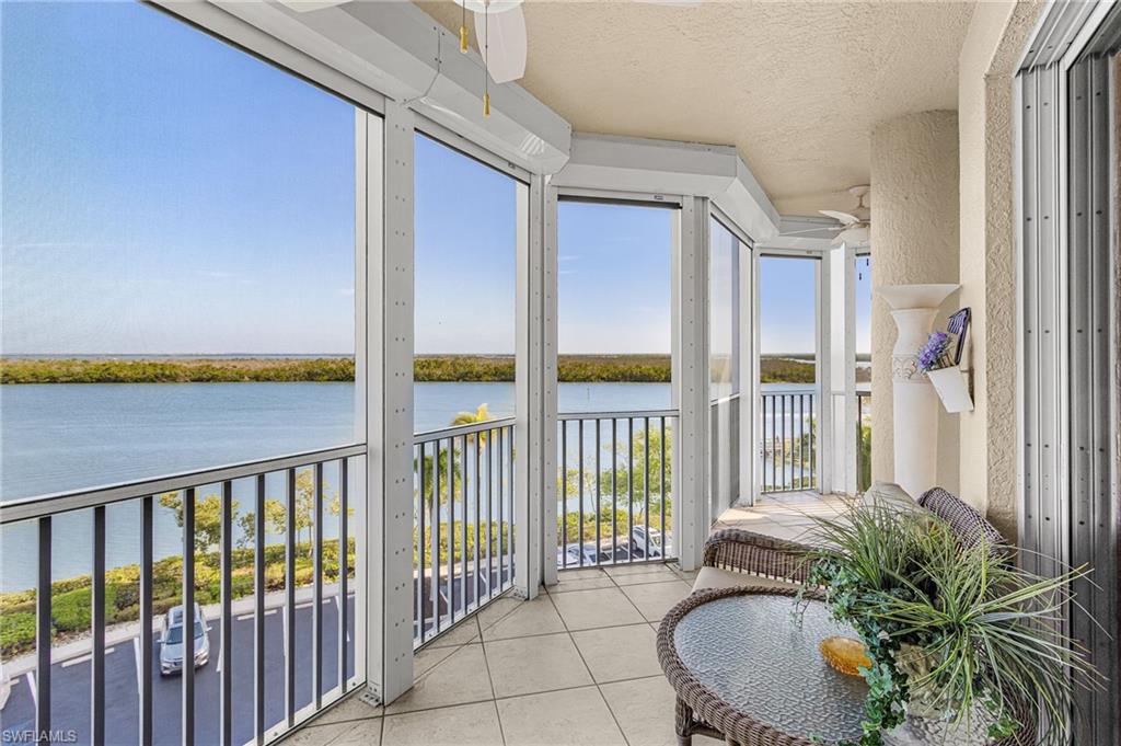 4141 Bay Beach Ln 456 Property Photo 1