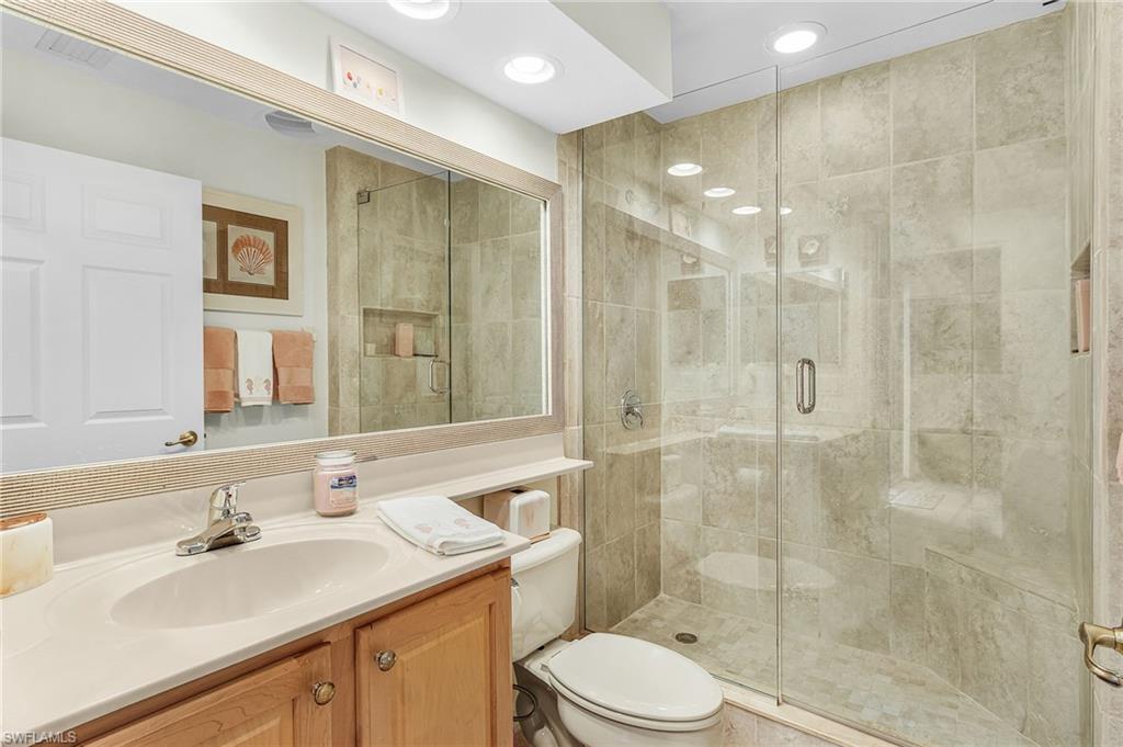 4141 Bay Beach Ln 456 Property Photo 15