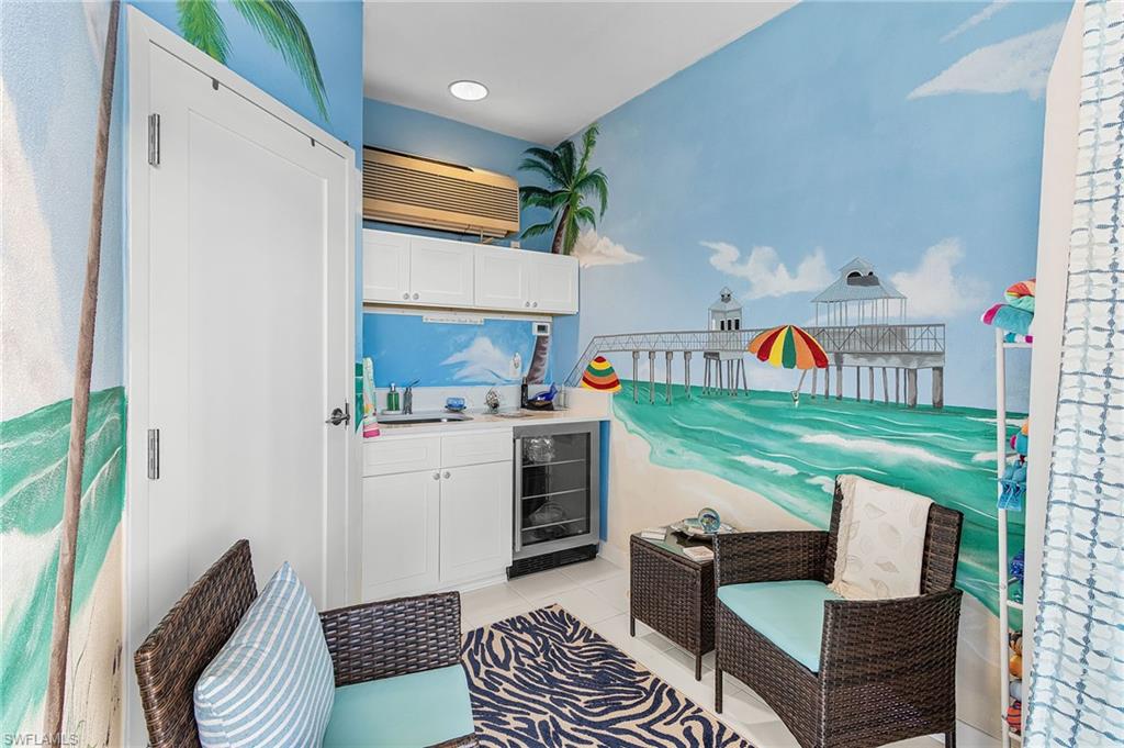 4141 Bay Beach Ln 456 Property Photo 18