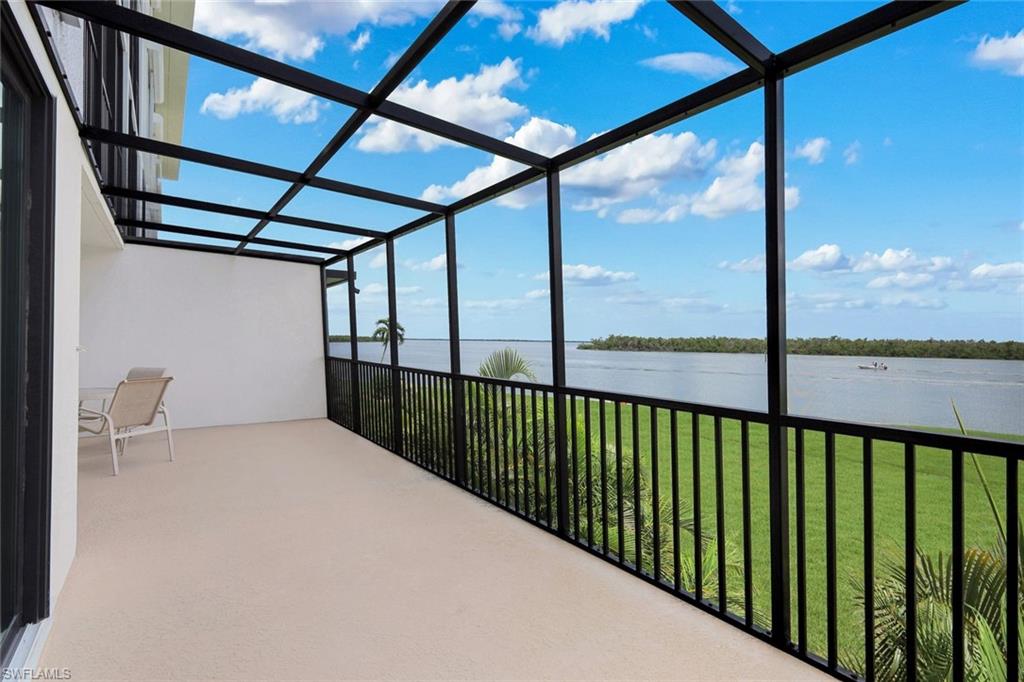 4253 Bay Beach Ln F1 Property Photo 6