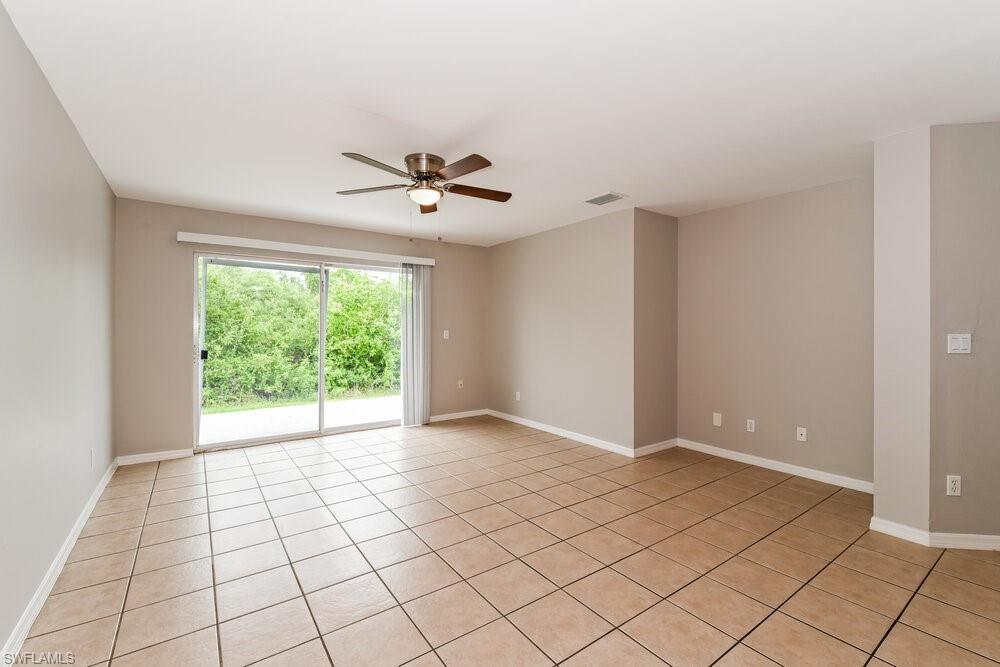 736 Jack Ave S Property Photo 4