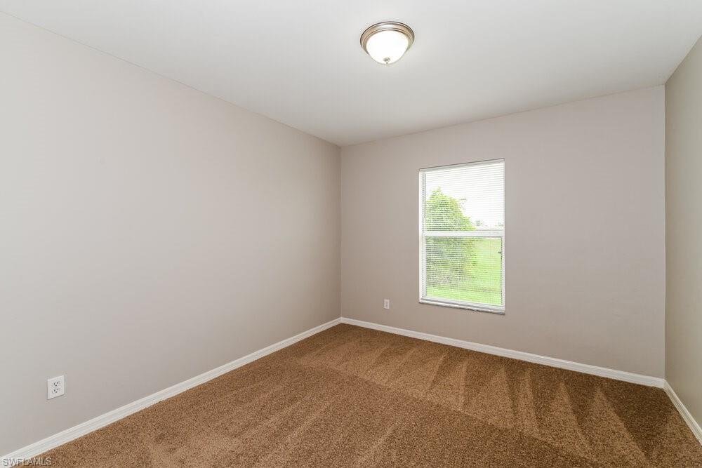 736 Jack Ave S Property Photo 13