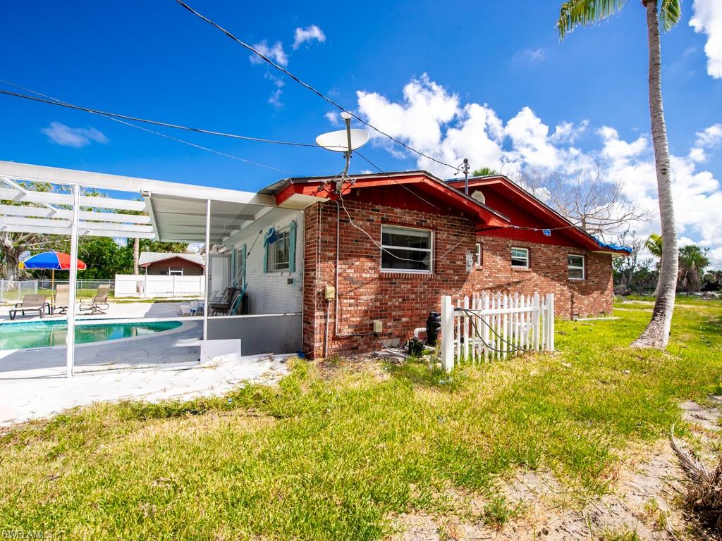 1450-1460 Court Pl Property Photo 11