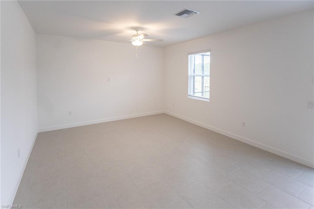 45084 Pipevine Cir Property Photo 9