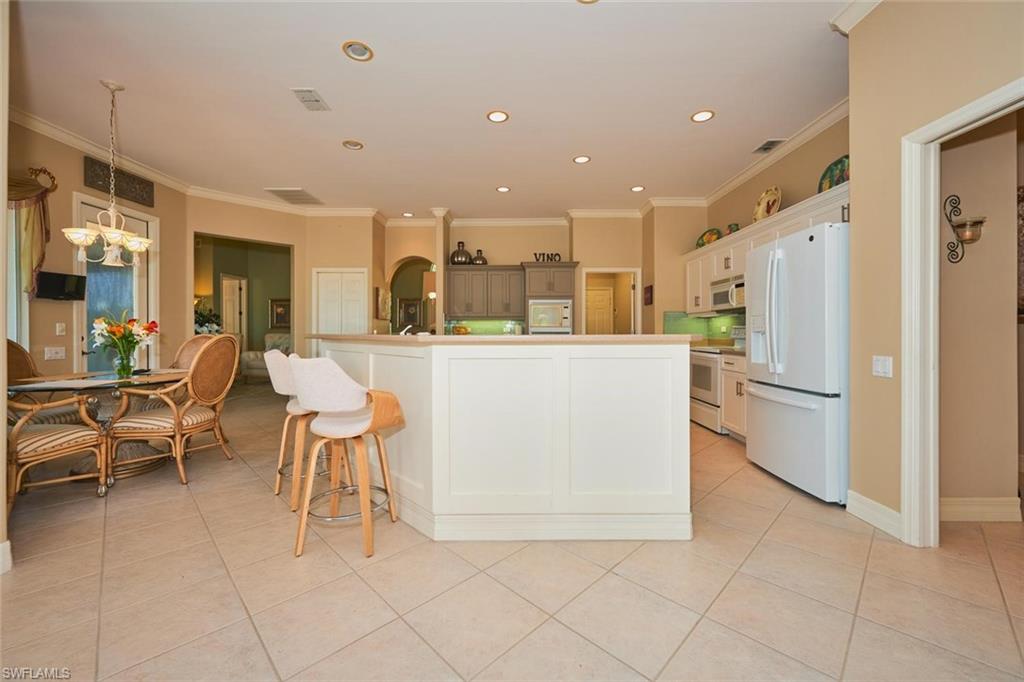 16223 Edgemont Dr Property Photo 23