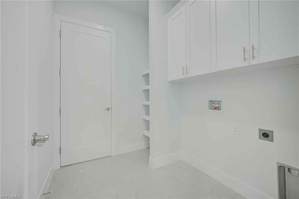758 Bianca Ave S Property Photo 29
