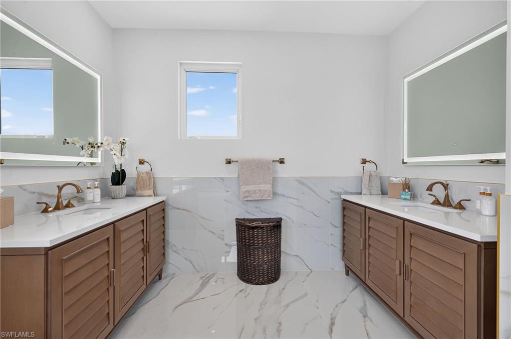 1272 Par View Dr Property Photo 16