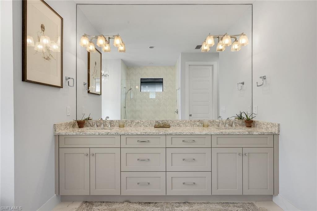 1030 Nw 38th Pl Property Photo 22