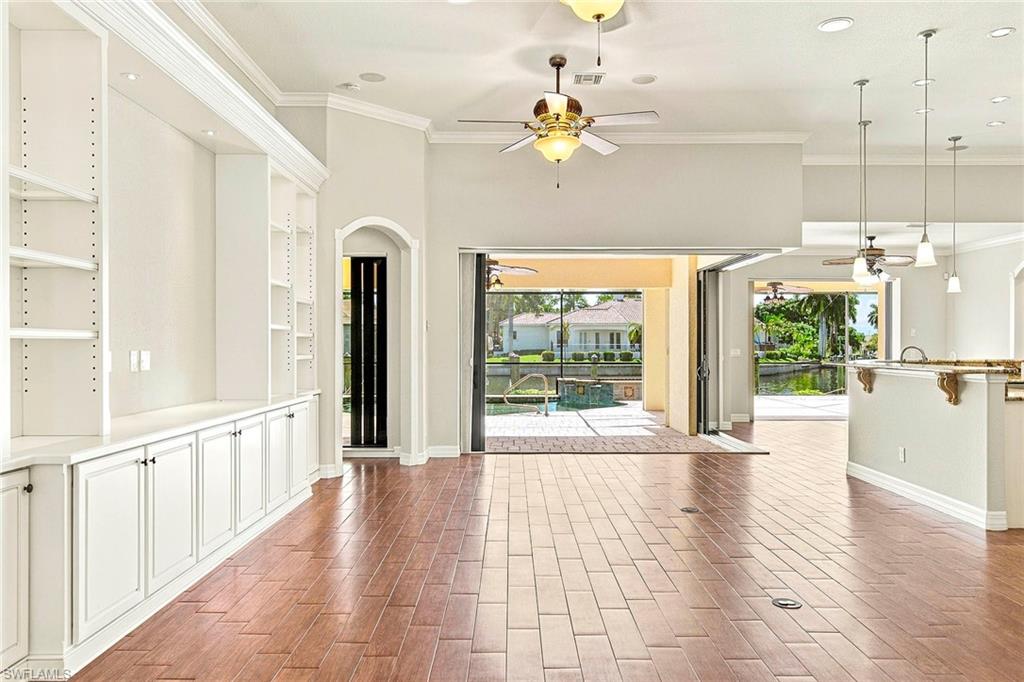 5055 Sorrento Ct Property Photo 18