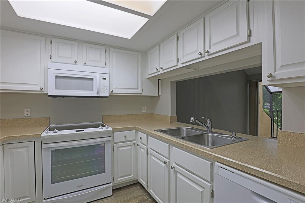 8805 Lateen Ln 203 Property Photo 2