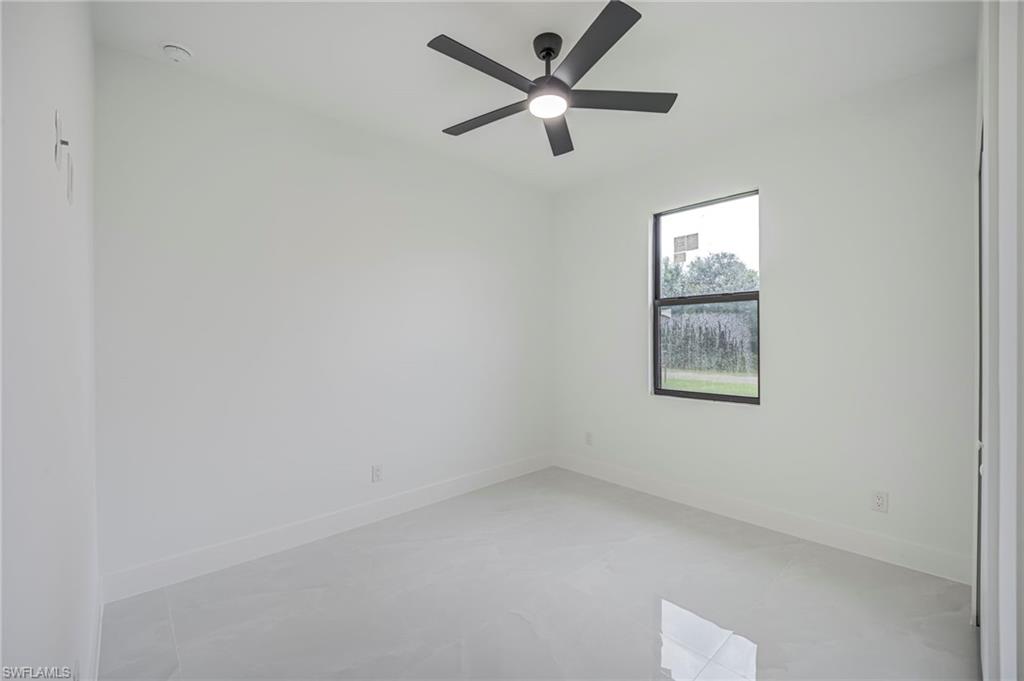 1222 Earnest St E Property Photo 20