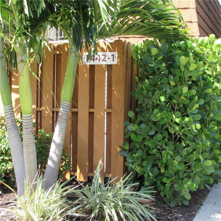 1442 Park Shore CIR 1 Property Photo 1