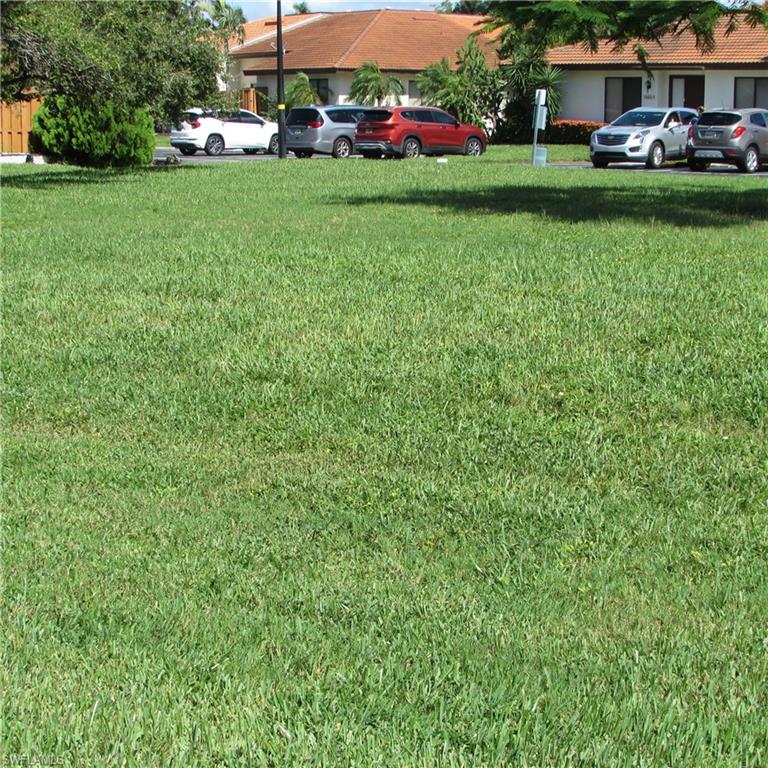 1442 Park Shore Cir 1 Property Photo 24