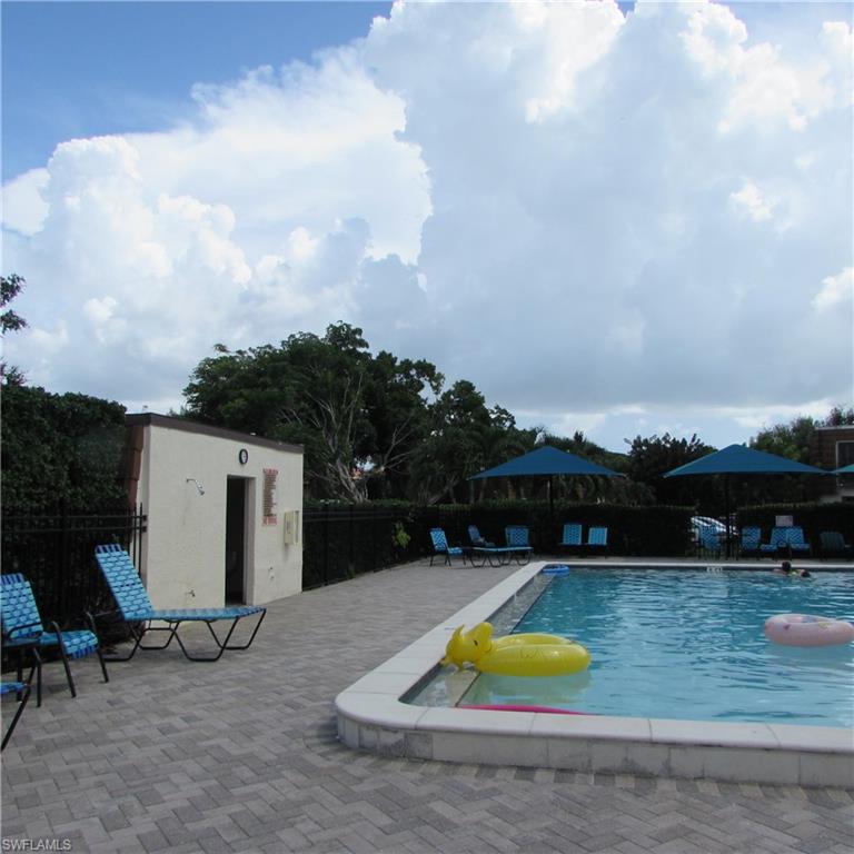 1442 Park Shore Cir 1 Property Photo 31