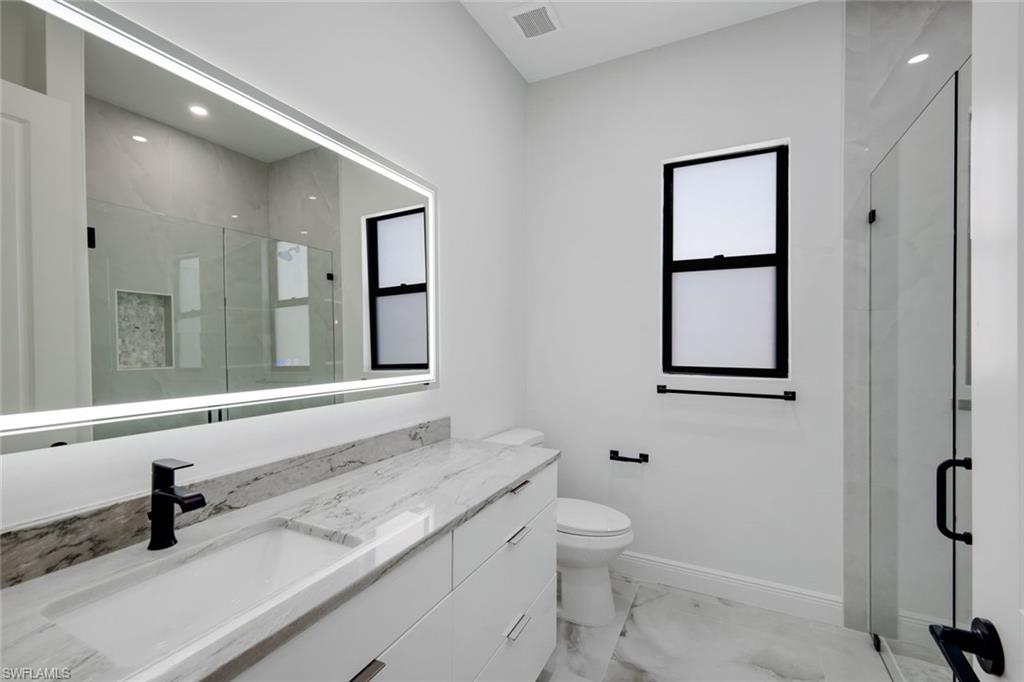 215 Sw 37th Ln Property Photo 25