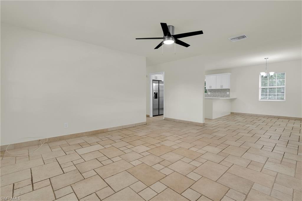 4301 New St Property Photo 6