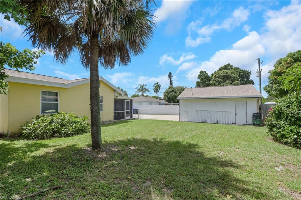 1857 Sunset Pl Property Photo 29