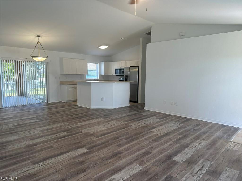 2148 Nw 21st Pl Property Photo 6