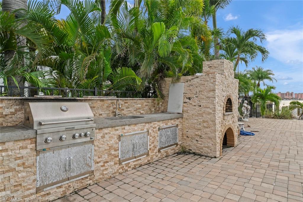 805 San Carlos Dr Property Photo 13
