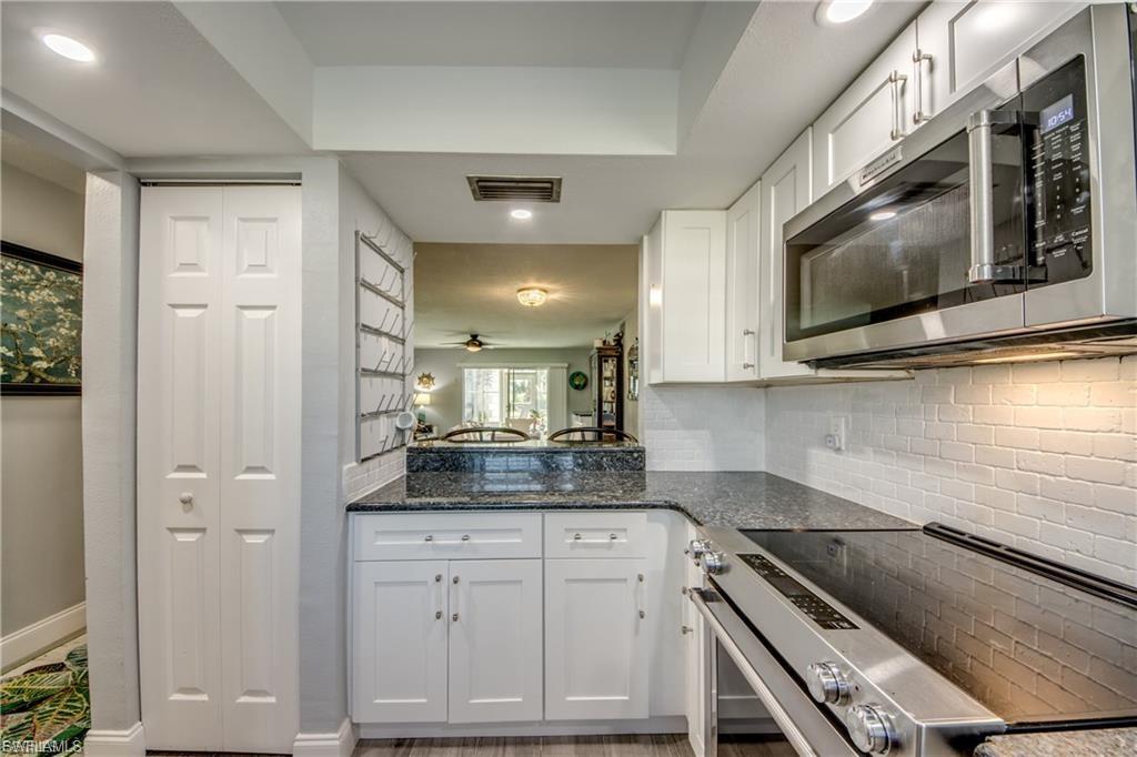 7050 Nantucket Cir 1 Property Photo 10
