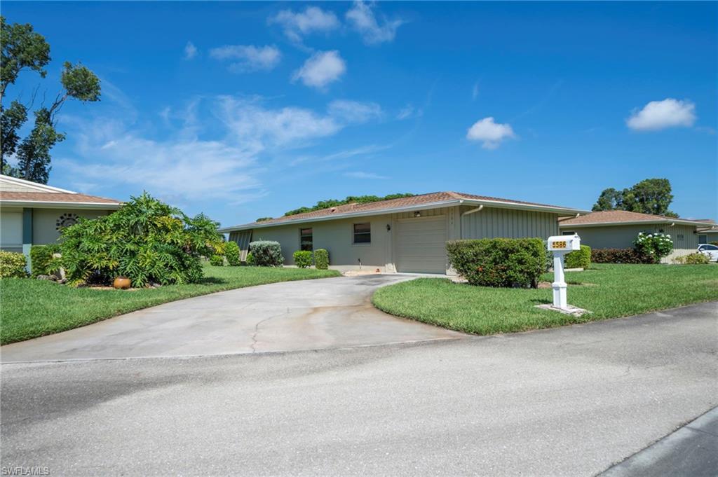5586 Pendlewood Ln Property Photo 2