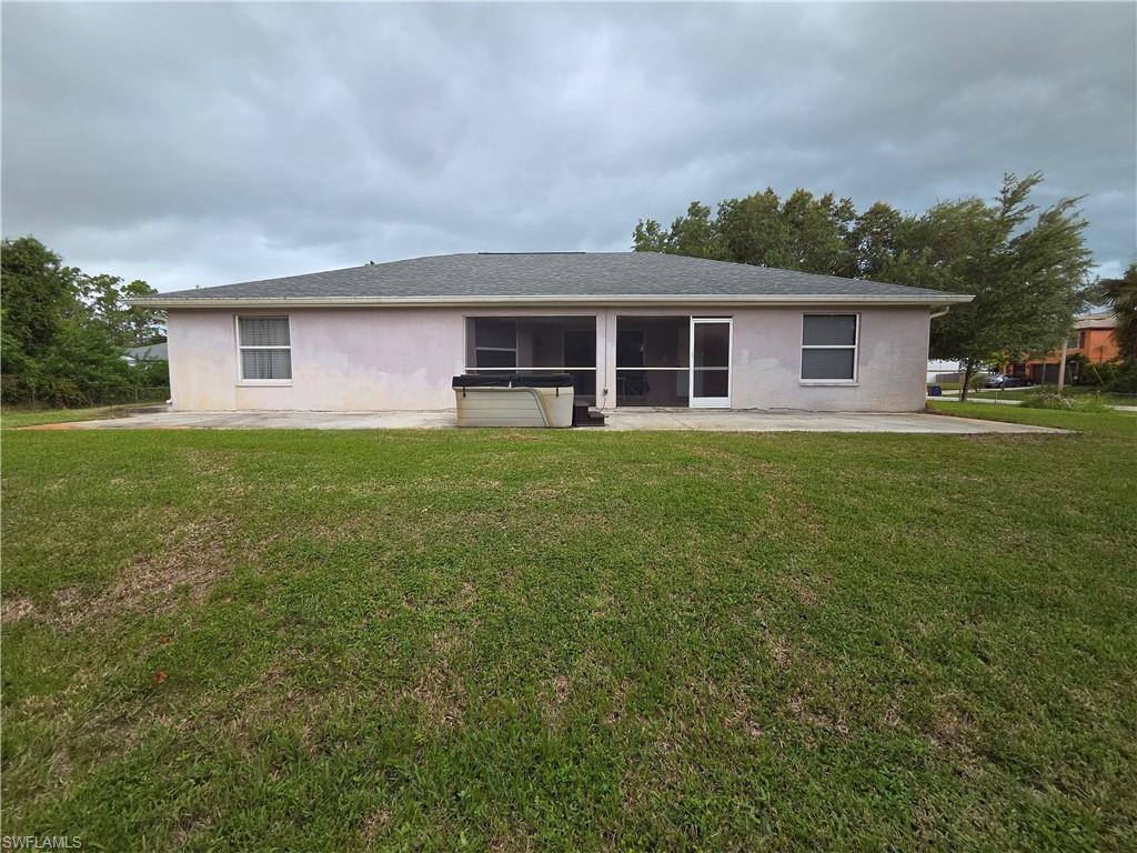 1025 Iris St E Property Photo 5