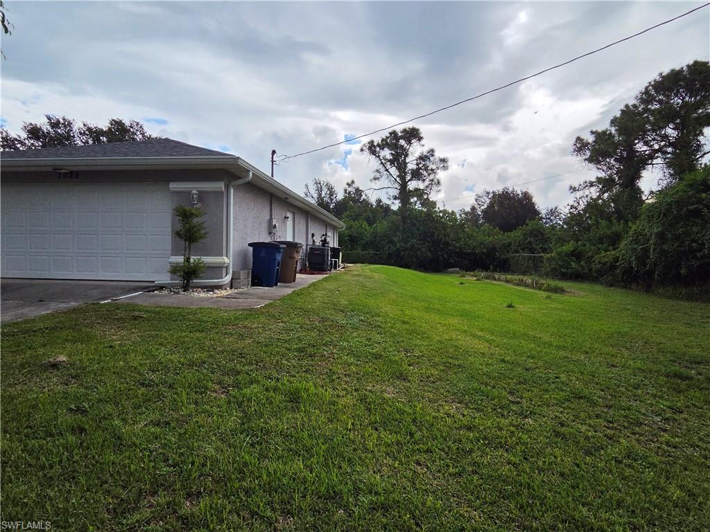 1025 Iris St E Property Photo 15