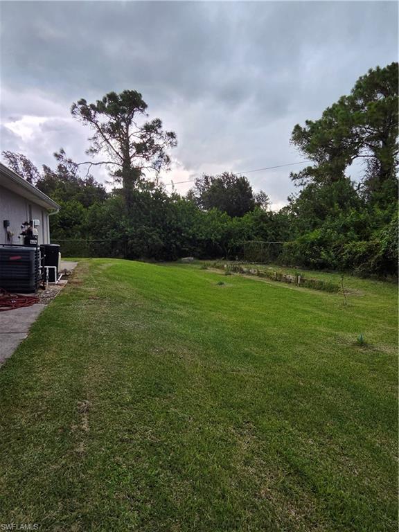 1025 Iris St E Property Photo 16
