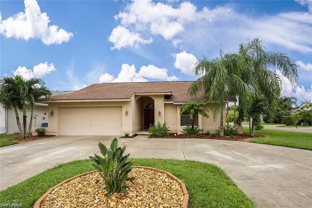 13260 Greywood Cir Property Photo 1
