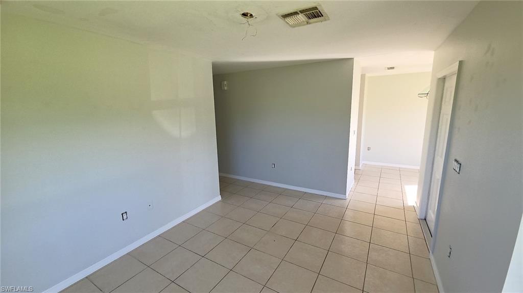 835 Vespucci Ave S Property Photo 5