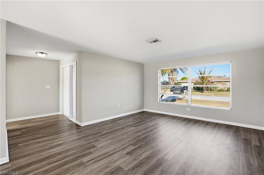 312 Hollywood St Property Photo 13