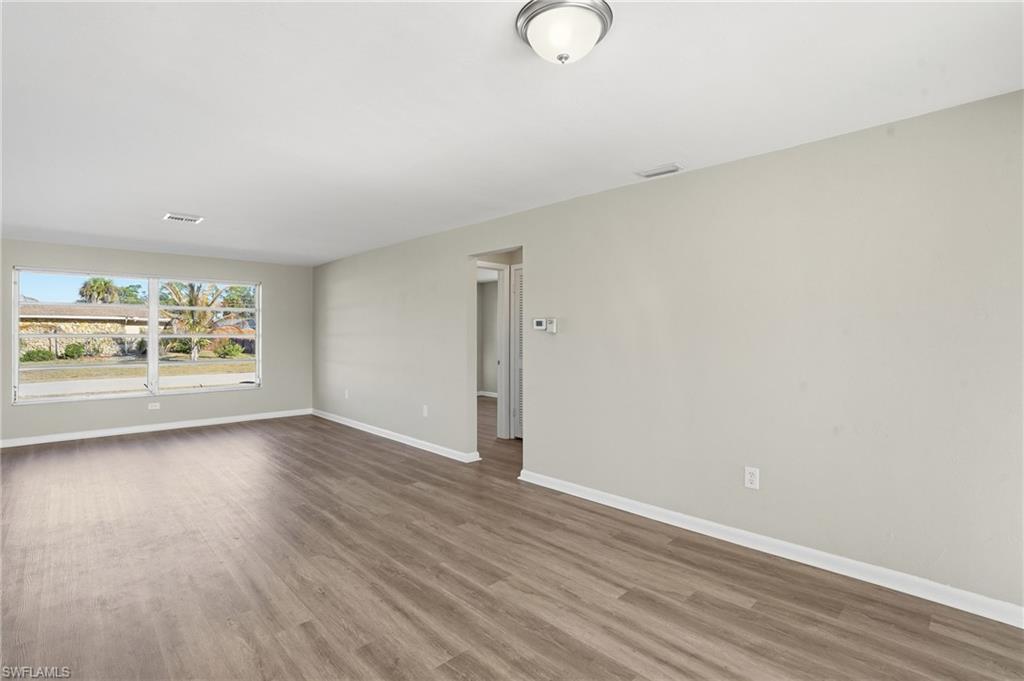 312 Hollywood St Property Photo 14