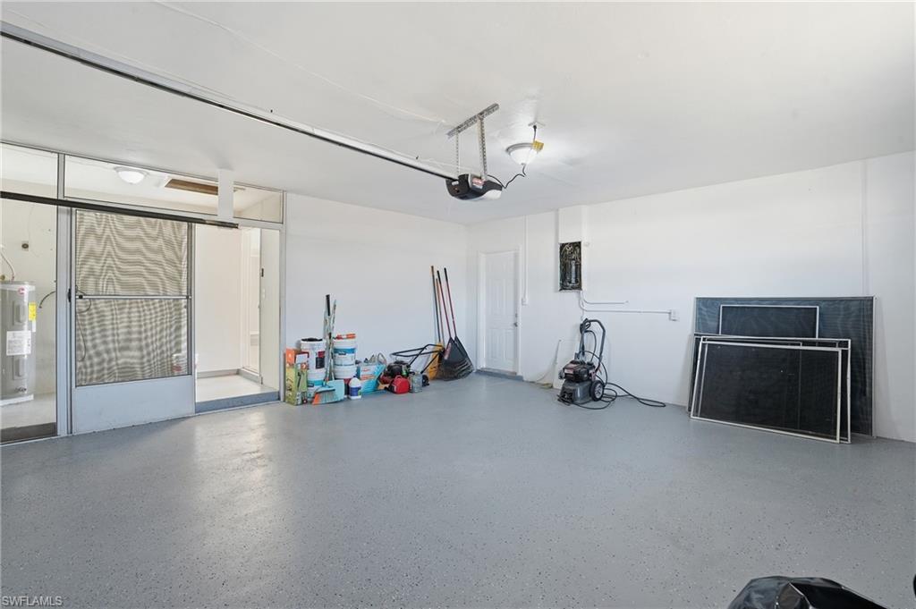 312 Hollywood St Property Photo 24