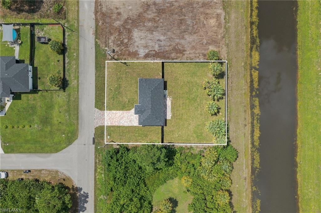 707 Sawyer St Property Photo 9